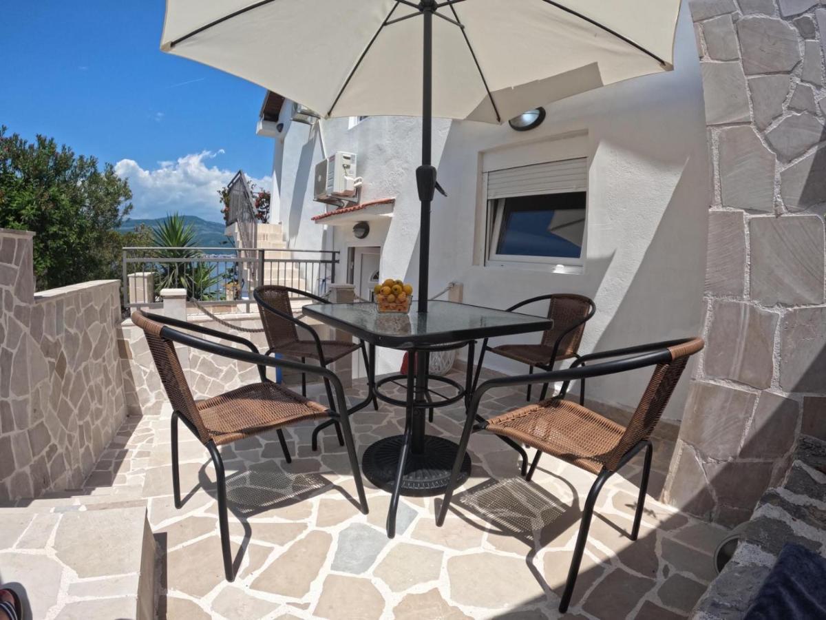 Apartments Obradovic Krasići Bagian luar foto