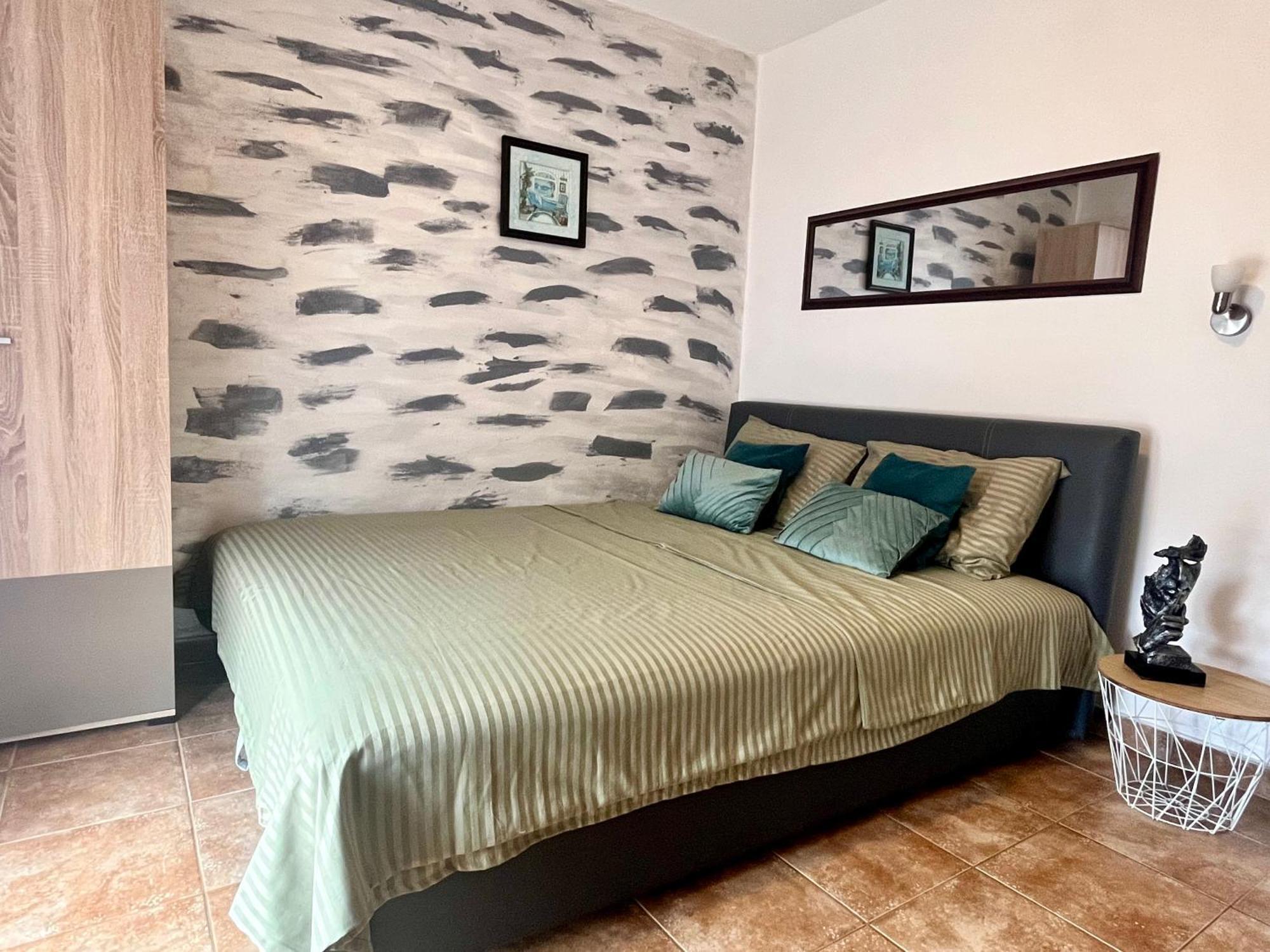 Apartments Obradovic Krasići Ruang foto