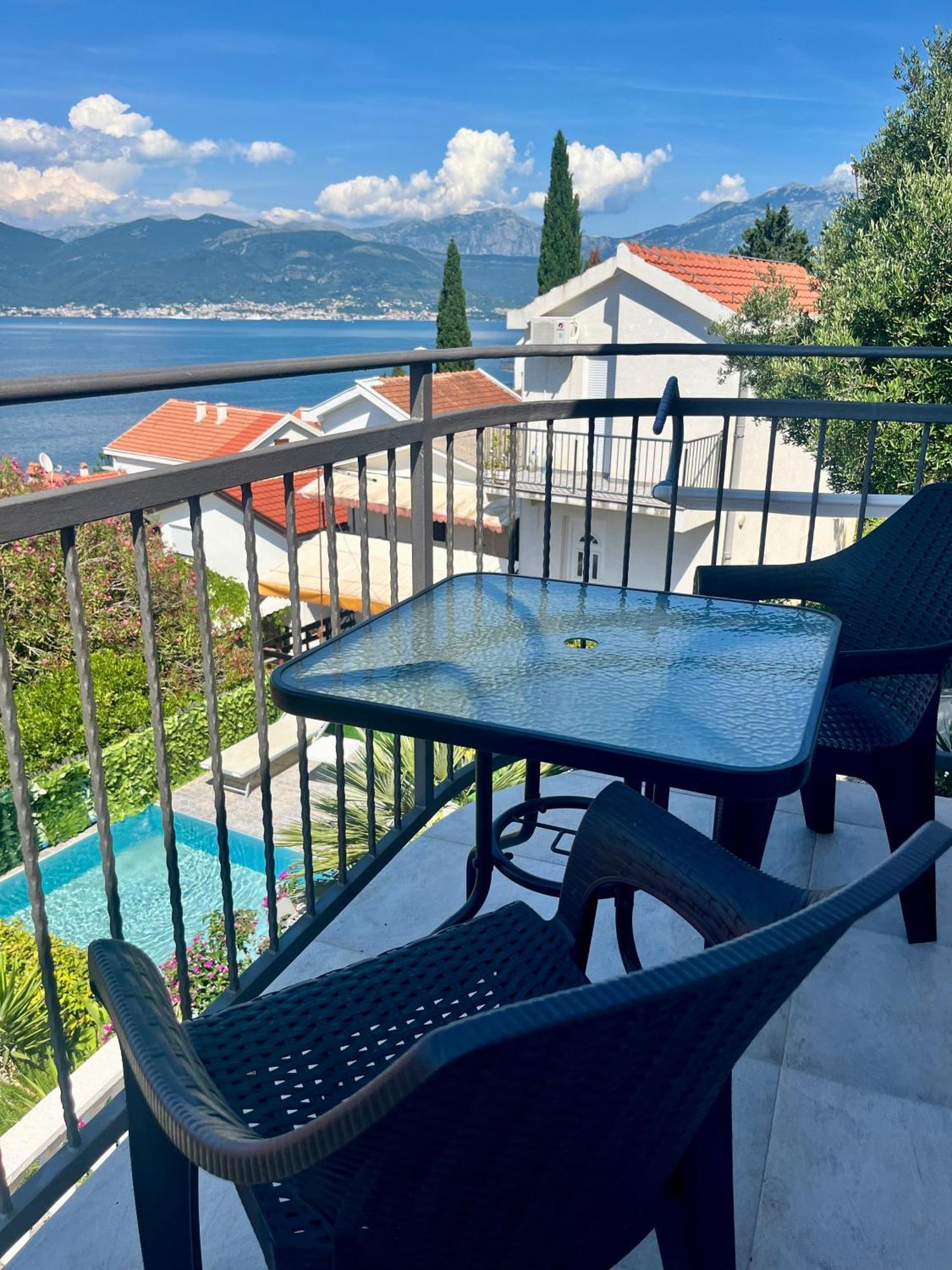 Apartments Obradovic Krasići Ruang foto